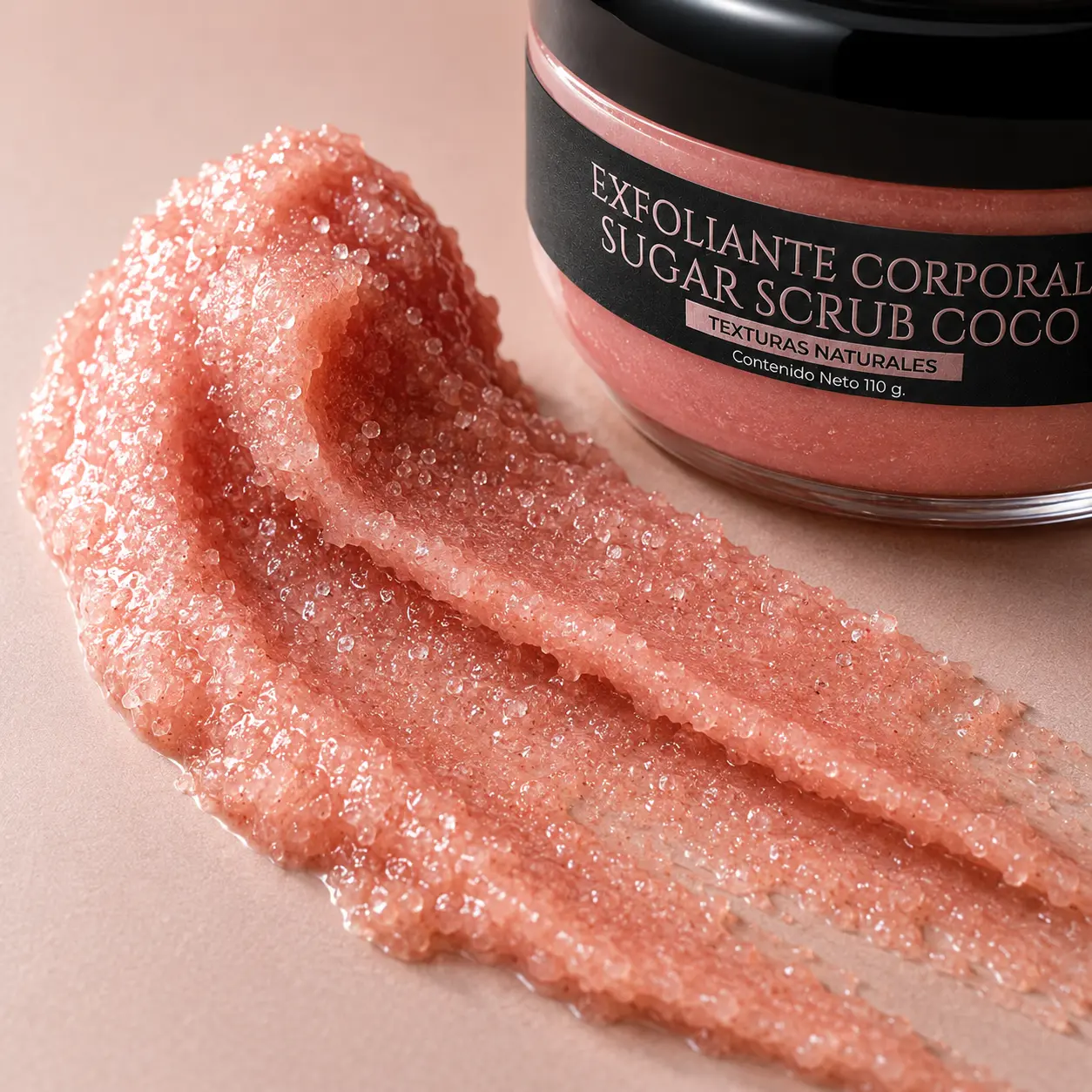 Textura granulada del Exfoliante Corporal Sugar Scrub Coco de VRAXIA LABS