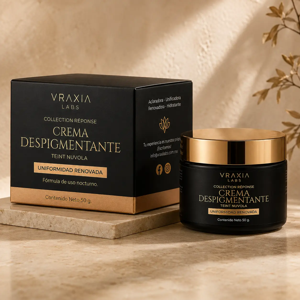 Crema facial nocturna Teint Nuvola de VRAXIA LABS con caja y tarro